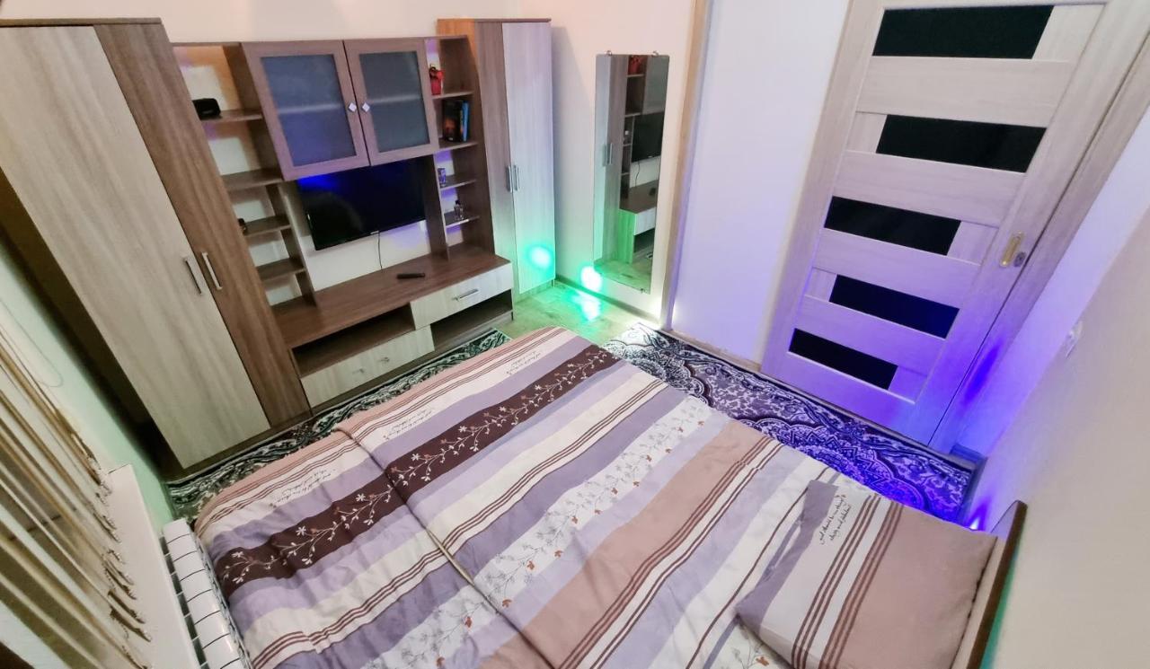 Da! Hotel Бишкек Экстерьер фото