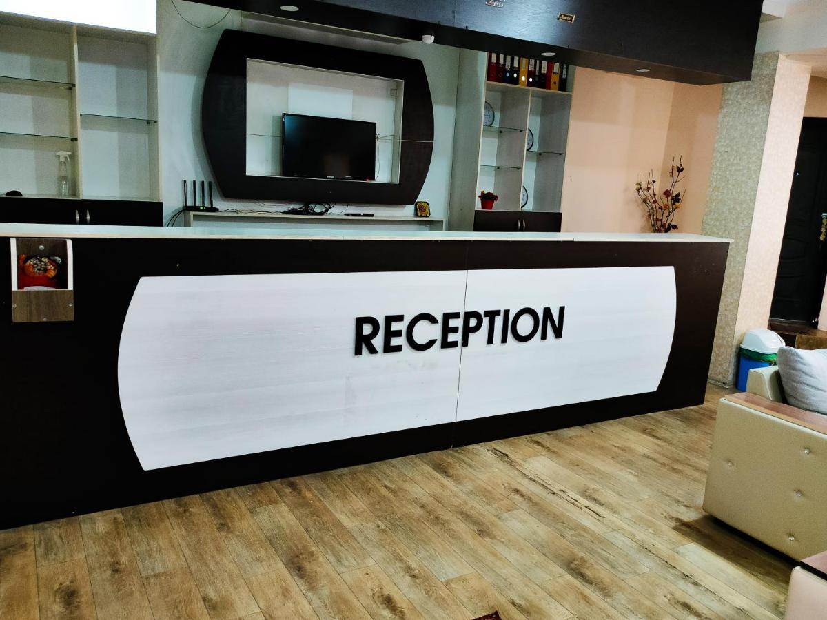 Da! Hotel Бишкек Экстерьер фото